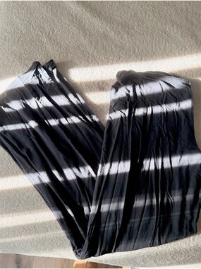 Gap Body Women’s Black Lounge Pants